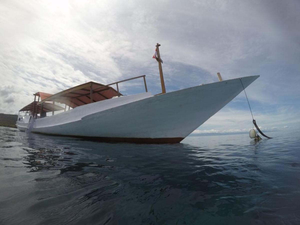 Maleo Moyo Hotel & Dive Resort Moyo Island Exterior foto