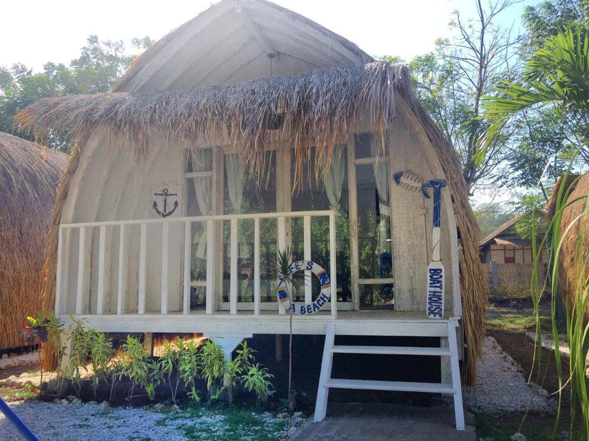 Maleo Moyo Hotel & Dive Resort Moyo Island Exterior foto